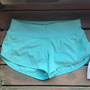 Women’s Lululemon Speed Up Short